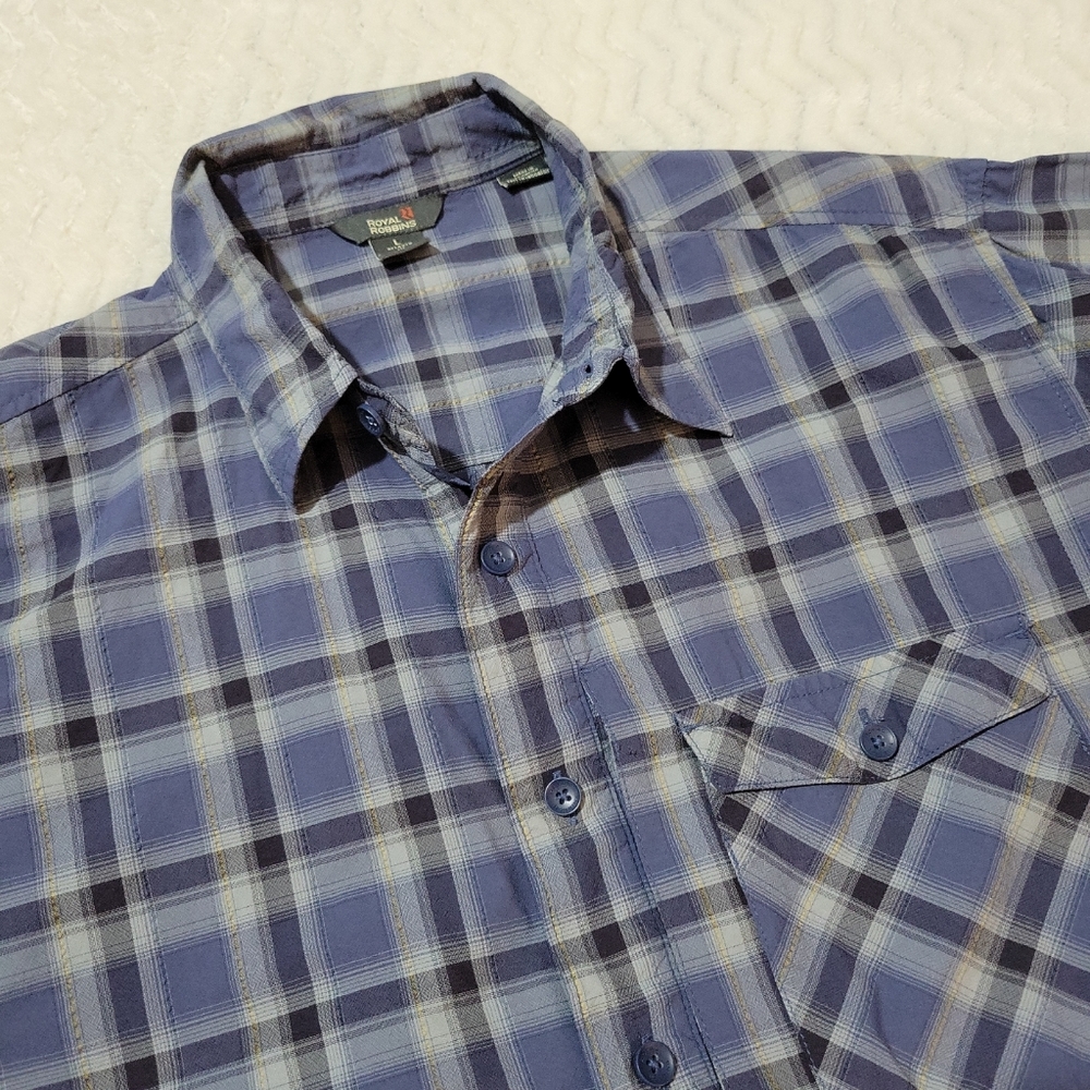 ROYAL ROBBINS Shirt Mens Large Nylon Plaid Short Sleeve Relaxed Fit Outdoor